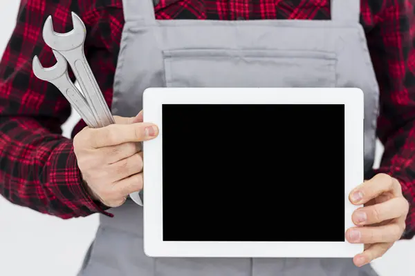 Altora | Servizi Cloud, Business IT e Assistenza Onsite - Assistenza hardware e IMACD