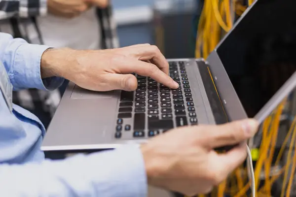 Altora | Servizi Cloud, Business IT e Assistenza Onsite - Server, NAS e backup onsite